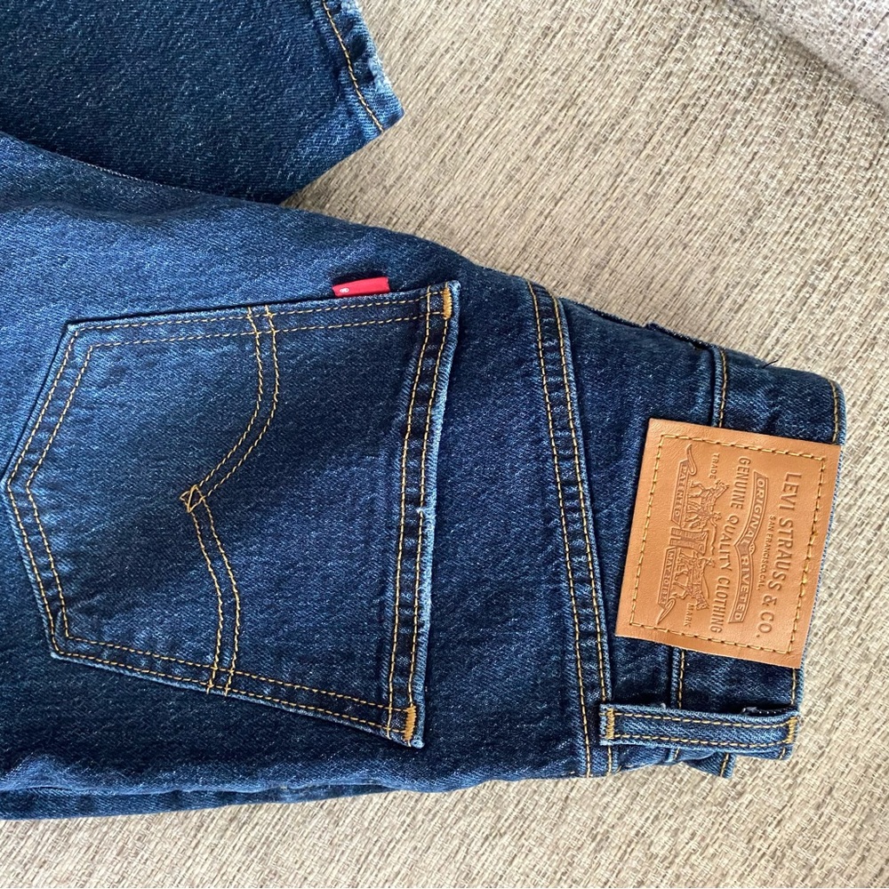 Levi never used high straight jeans